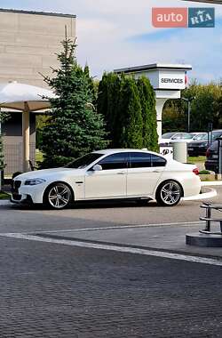 Седан BMW 5 Series 2011 в 
