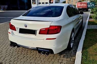 Седан BMW 5 Series 2011 в 