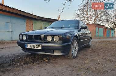 Седан BMW 5 Series 1995 в Виннице