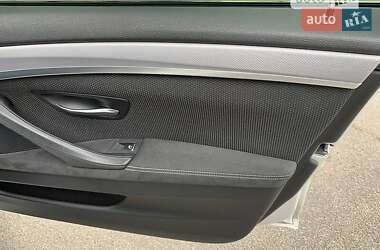 Седан BMW 5 Series 2011 в 