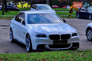 Седан BMW 5 Series 2011 в 