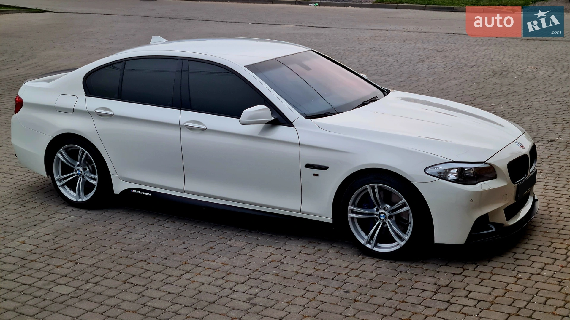 2011 BMW 5er - мініатюра 13