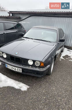 Седан BMW 5 Series 1988 в Киеве