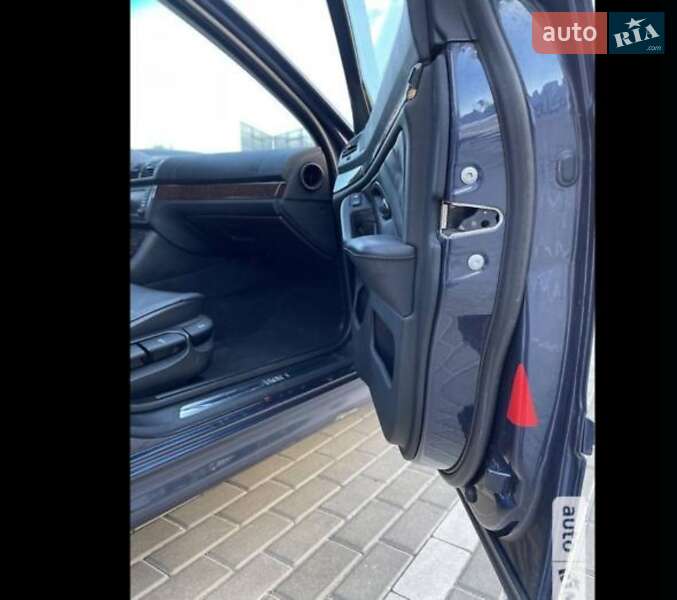 Седан BMW 5 Series 2002 в Заречном