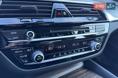 Седан BMW 5 Series 2017 в 