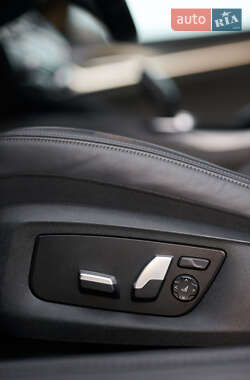 Седан BMW 5 Series 2020 в 