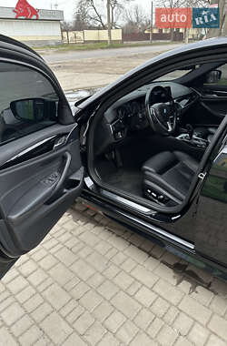 Седан BMW 5 Series 2017 в 