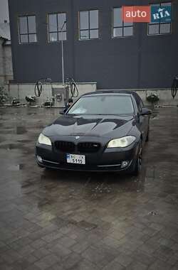 Седан BMW 5 Series 2010 в 