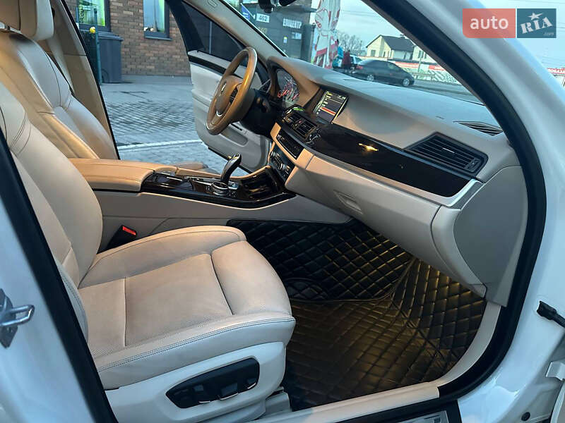 Седан BMW 5 Series 2013 в Вінниці