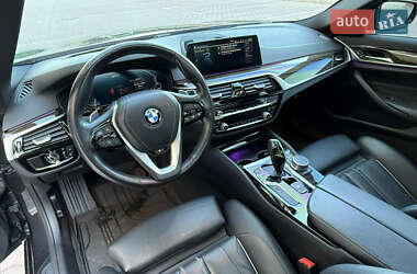 Седан BMW 5 Series 2020 в 