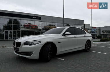 Седан BMW 5 Series 2012 в 