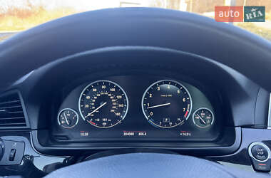 Седан BMW 5 Series 2013 в 