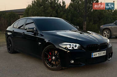 Седан BMW 5 Series 2010 в 
