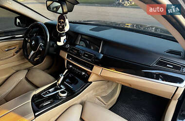 Седан BMW 5 Series 2010 в 