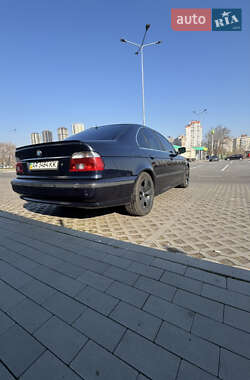 Седан BMW 5 Series 2000 в 