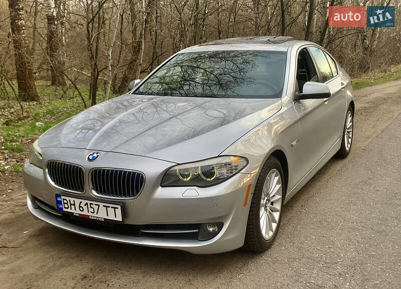 Седан BMW 5 Series 2013 в Днепре