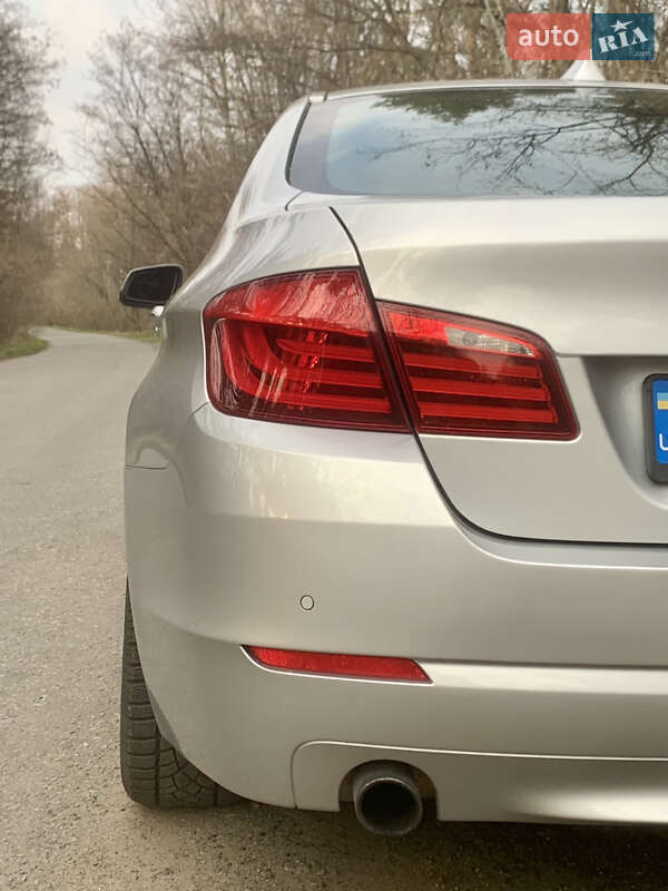 Седан BMW 5 Series 2013 в Днепре