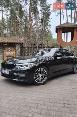 Седан BMW 5 Series 2017 в 