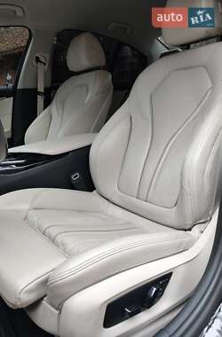 Седан BMW 5 Series 2017 в 