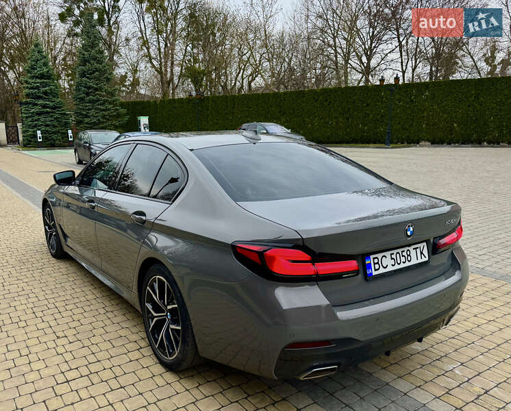 Седан BMW 5 Series 2021 в Львові