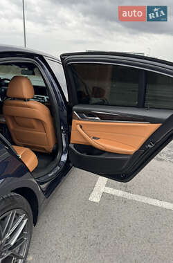 Седан BMW 5 Series 2017 в 