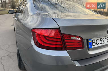 Седан BMW 5 Series 2011 в 