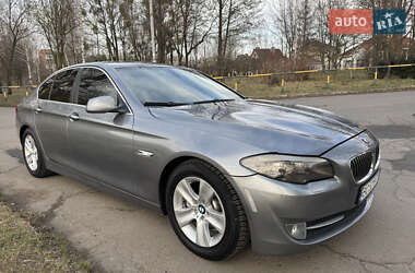 Седан BMW 5 Series 2011 в 