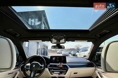 Седан BMW 5 Series 2020 в 
