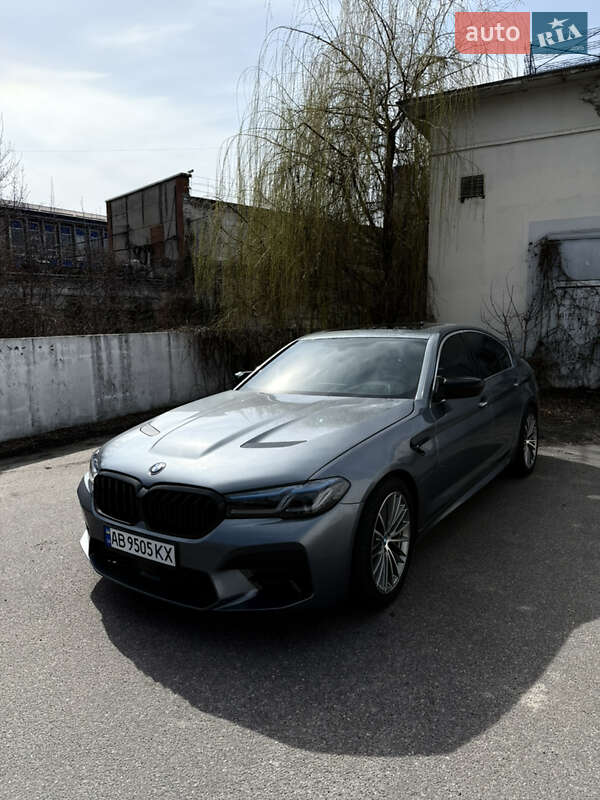 Седан BMW 5 Series 2017 в Виннице