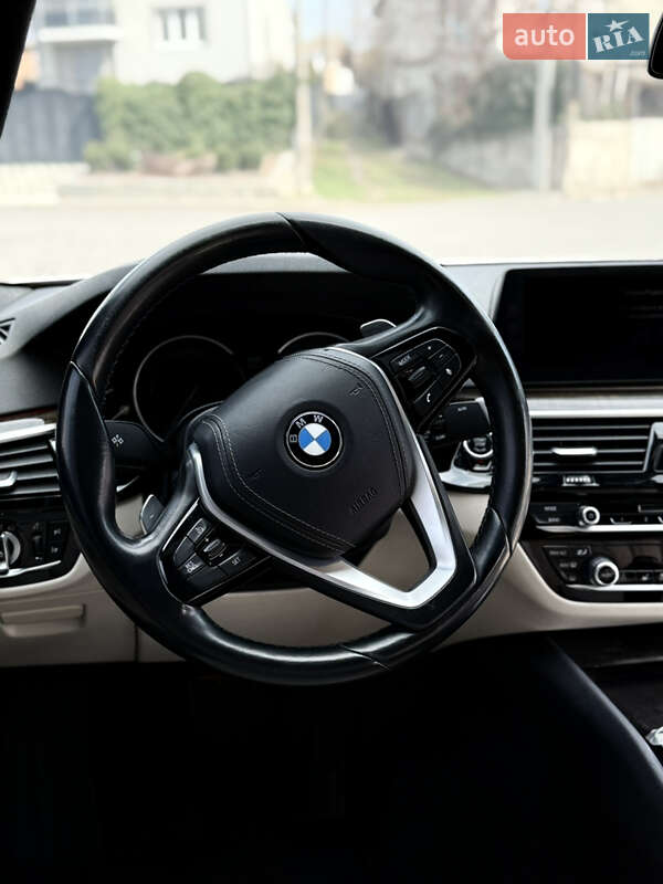 Седан BMW 5 Series 2017 в Виннице
