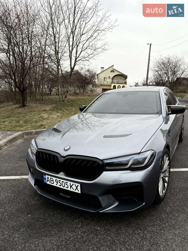 Седан BMW 5 Series 2017 в Виннице