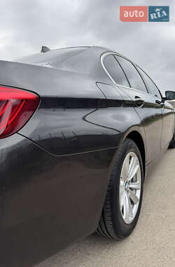 Седан BMW 5 Series 2013 в 