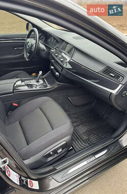 Седан BMW 5 Series 2013 в 