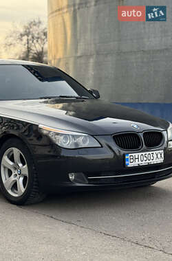 Седан BMW 5 Series 2009 в 