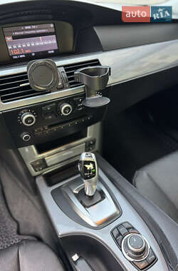 Седан BMW 5 Series 2009 в 