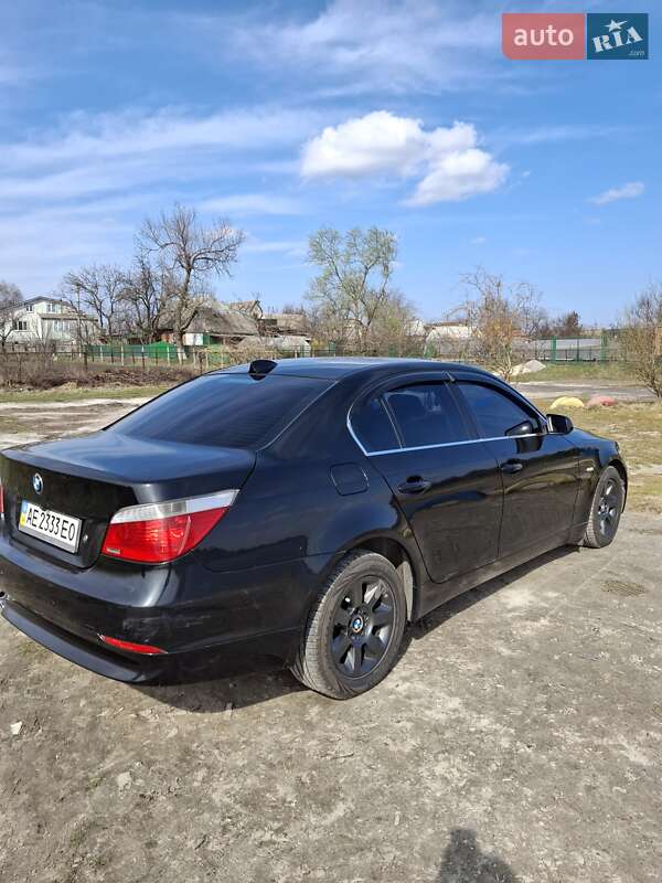 Седан BMW 5 Series 2005 в Дніпрі