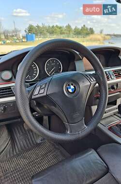 Седан BMW 5 Series 2005 в 