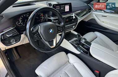 Седан BMW 5 Series 2017 в 