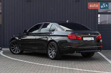 Седан BMW 5 Series 2012 в 