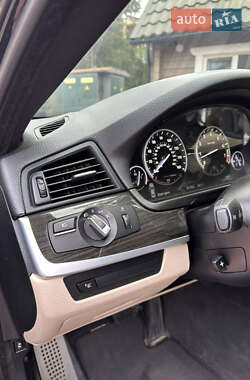 Седан BMW 5 Series 2013 в 