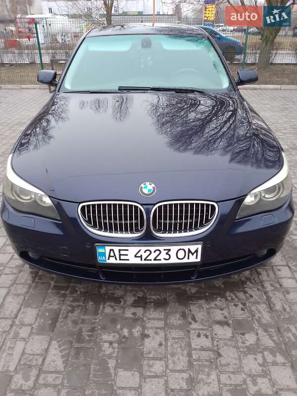 BMW 5 Series 2003