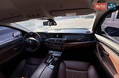 Седан BMW 5 Series 2012 в 