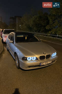Седан BMW 5 Series 2001 в 