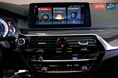 Седан BMW 5 Series 2018 в 