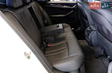 Седан BMW 5 Series 2018 в 