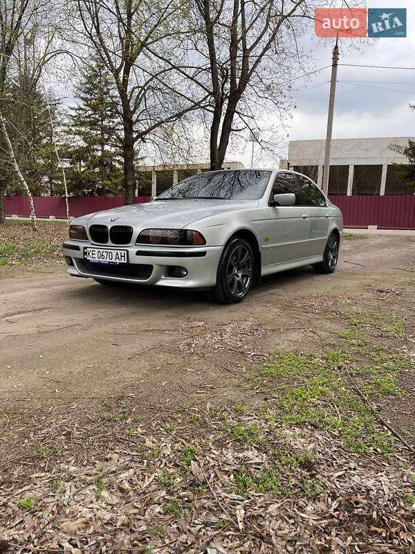 BMW 5 Series 2002