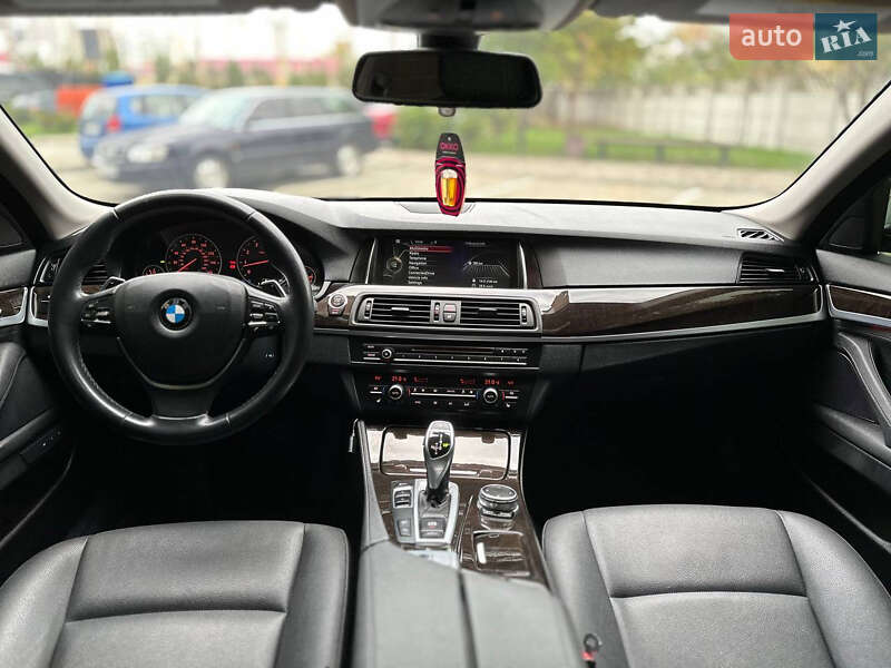 Седан BMW 5 Series 2015 в Івано-Франківську