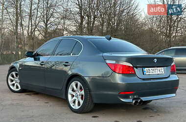 Седан BMW 5 Series 2005 в 