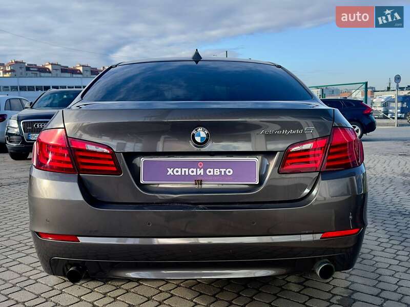 Седан BMW 5 Series 2013 в Львове