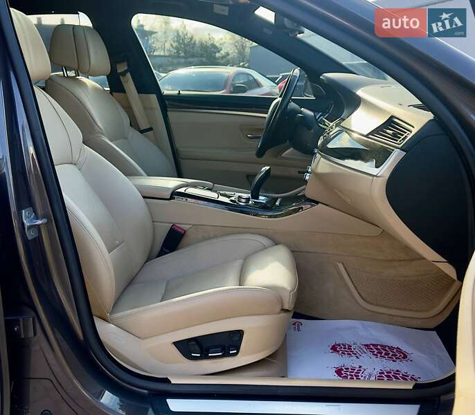 Седан BMW 5 Series 2013 в Львове